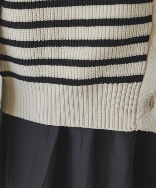 rectangle（レクタングル）の「ボーダーニットカーディガン（カーディガン/ボレロ・レディース・ホワイト・FREE）」の5枚目の写真