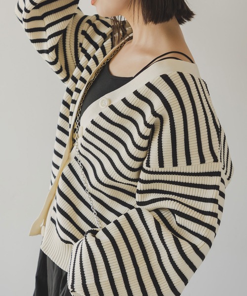 rectangle（レクタングル）の「ボーダーニットカーディガン（カーディガン/ボレロ・レディース・ホワイト・FREE）」の7枚目の写真