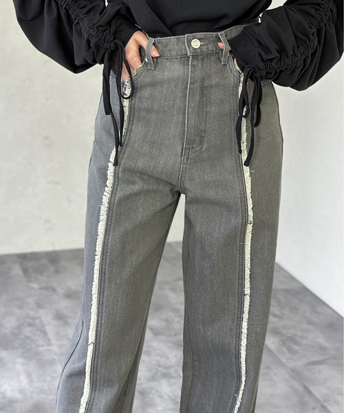 Per sist ence（パーシエンス）の「センターライン フリンジデニムパンツ（デニムパンツ・レディース・グレー/ブラック/ブルー/インディゴブルー・SMALL/MEDIUM）」の2枚目の写真