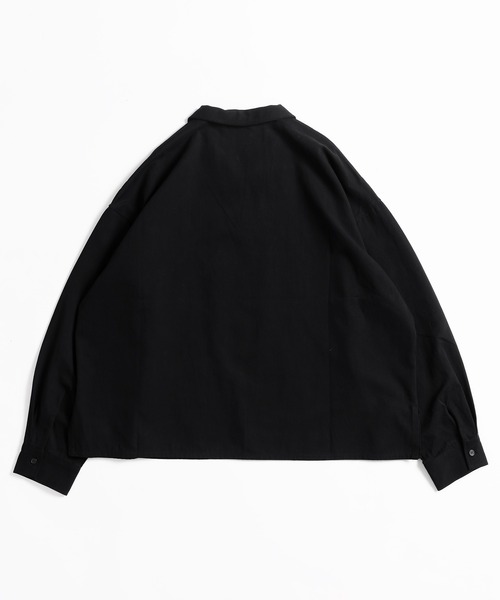 MUHET(ミュエータ)の「スキッパーシャツ(シャツ/ブラウス・レディース・ブラック/ブラウン・MEDIUM/X-LARGE)」の4枚目の写真