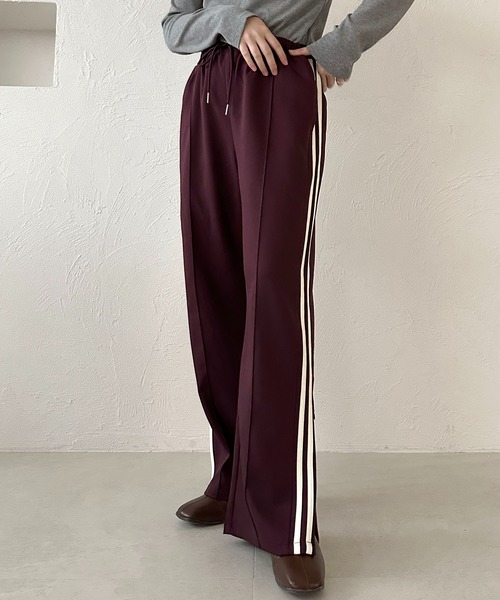apres jour clair(アプレジュールクレア)の「【apres jour clair】ラインパンツ【ZOZOTOWN限定アイテム】(その他パンツ・レディース・ブラウン系その他/ボルドー/グレイッシュベージュ・フリー/X-LARGE)」の3枚目の写真