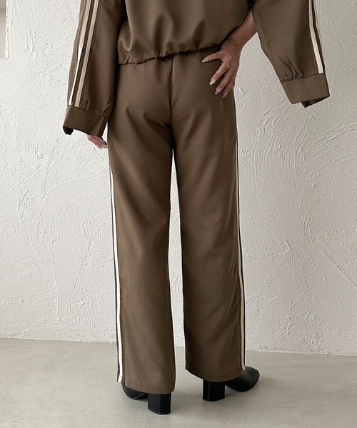apres jour clair(アプレジュールクレア)の「【apres jour clair】ラインパンツ【ZOZOTOWN限定アイテム】(その他パンツ・レディース・ブラウン系その他/ボルドー/グレイッシュベージュ・フリー/X-LARGE)」の8枚目の写真