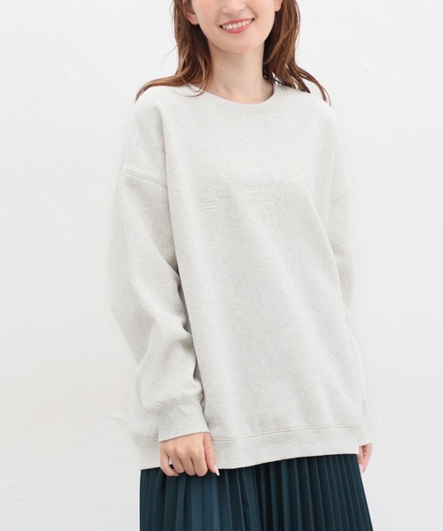 Honeys（ハニーズ）の「暖裏起毛ロゴ刺繍ビッグスウェットトレーナー（スウェット・レディース・スモークピンク/スミクロ/オートミール/アイボリー/ネイビー/杢グレー・S/M/L）」の5枚目の写真