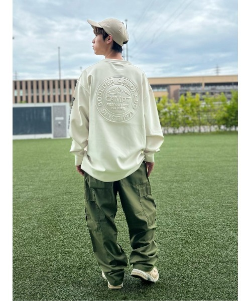 CAMP7(キャンプセブン)の「【CAMP7】バックエンボスロゴクルーネックスウェット(スウェット・メンズ・オリーブ/ダークグレー/オフホワイト・L/S/M/XL)」の20枚目の写真