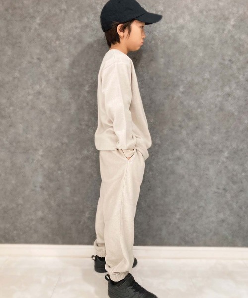 THE CASUAL(カジュアル)の「フリース バルーンパンツ(スウェットパンツ・キッズ・グレイッシュベージュ/チャコール/パープル/ブラック/ネイビー/オレンジ・130cm/140cm/160cm/150cm/110cm/120cm)」の9枚目の写真