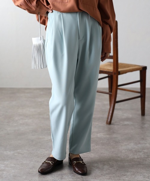 COMMRE（コムル）の「ハイウエストタックパンツ（その他パンツ・レディース・ブラック/アイボリー/サックスブルー・FREE）」の13枚目の写真