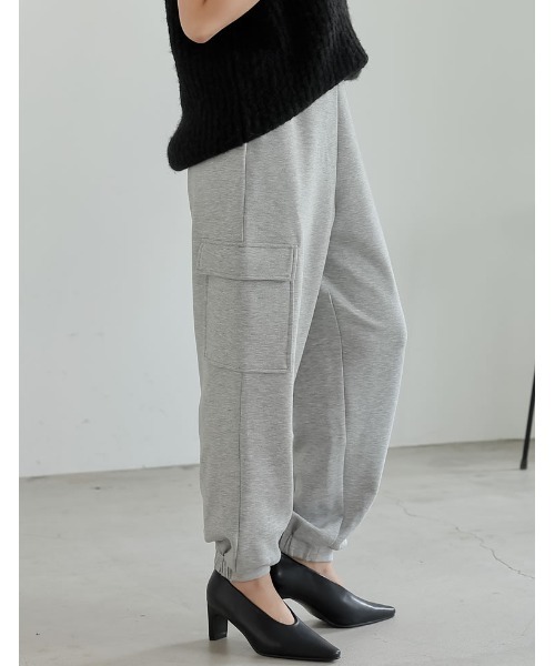 Re:EDIT（リエディ）の「[低身長/高身長サイズ有][イージーケア]とろみダンボールカーゴパンツ（カーゴパンツ・レディース・ホワイト/グレー/ブラック・SHORT/MEDIUM/TALL/LARGE）」の13枚目の写真