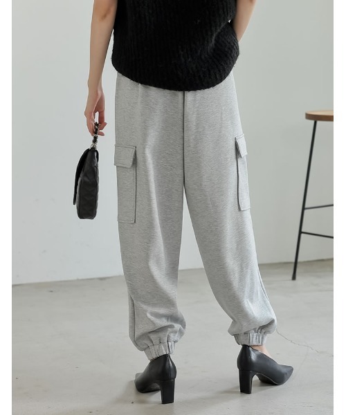 Re:EDIT（リエディ）の「[低身長/高身長サイズ有][イージーケア]とろみダンボールカーゴパンツ（カーゴパンツ・レディース・ホワイト/グレー/ブラック・SHORT/MEDIUM/TALL/LARGE）」の14枚目の写真