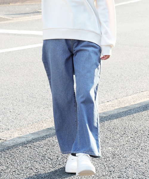 Honeys（ハニーズ）の「ストレートデニムパンツ（股下６４ｃｍ）（デニムパンツ・レディース・ブルー/ブラック/アイボリー・L/LL/S/SS/M）」の12枚目の写真