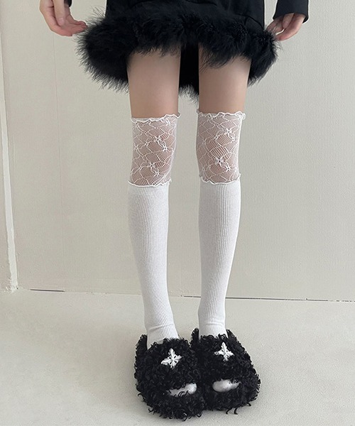 c.u.l（シーユーエル）の「レースデザイン ハイソックス cula755（ソックス/靴下・レディース・ブラック/ホワイト・FREE）」の7枚目の写真