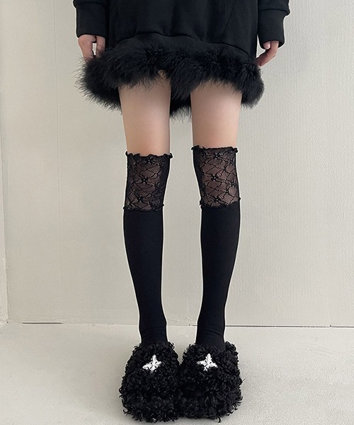 c.u.l（シーユーエル）の「レースデザイン ハイソックス cula755（ソックス/靴下・レディース・ブラック/ホワイト・FREE）」の3枚目の写真