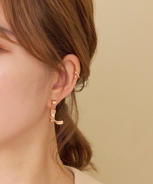 Phoebe（フィービィー）の「シトラスペタルチェーンイヤーカフ（イヤーカフ・レディース・ピンクゴールド/イエローゴールド・FREE）」の8枚目の写真