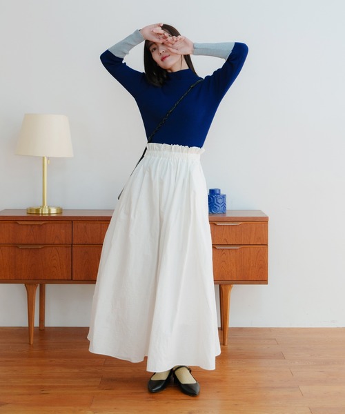 LIENCOEUR(リアンクール)の「バイカラーハイネックトップス(ニット/セーター・レディース・ライトブルー/ブラック/ネイビー・FREE)」の15枚目の写真