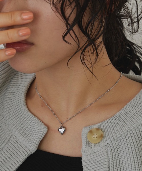 Aunt Marie's（アントマリーズ）の「ドットチェーンハートネックレス/ステンレススチール（ネックレス・レディース・シルバー/ゴールド・FREE）」の7枚目の写真