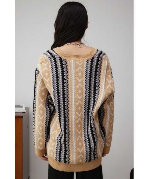 AZUL by moussy(アズールバイマウジー)の「柄ニットカーディガン(カーディガン/ボレロ・レディース・ベージュ系その他/ホワイト系その他・FREE)」の8枚目の写真