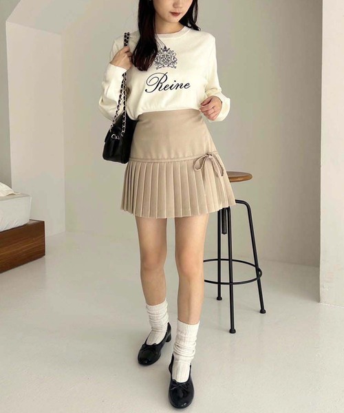 one after another NICE CLAUP(ワンアフターアナザーナイスクラップ)の「ロゴ刺繍ニットプルオーバー(ニット/セーター・レディース・オフホワイト/ブルー/ブラック/ホワイト×ブラック・FREE)」の14枚目の写真