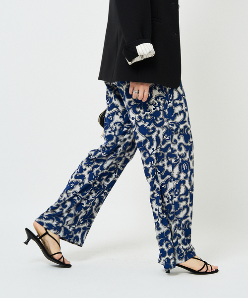 【✨新品タグ付き✨】HARDY NOIR◎CATS PRINT ラインパンツ セール】SARASA FLOWERプリントパンツ（その他パンツ）｜HARDY NOIR