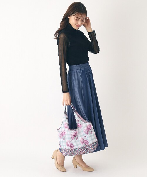 LAURA ASHLEY(ローラアシュレイ)の「【UK本国一推し柄】バーンズフィールド柄 マーケットトート(エコバッグ/サブバッグ・レディース・ピンク系5/グリーン系その他2・00)」の5枚目の写真