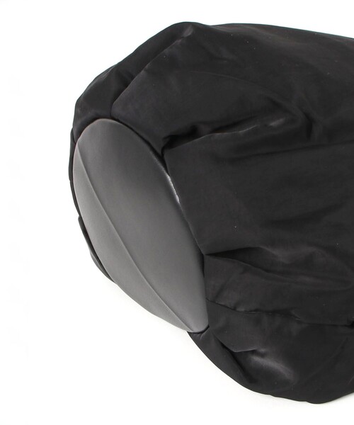 fredy emue（フレディエミュ）の「ナイロンタックドロストショルダー＆リュック（ショルダーバッグ・レディース・ライトグレー/ブラック・FREE）」の16枚目の写真