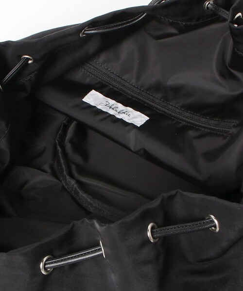 fredy emue（フレディエミュ）の「ナイロンタックドロストショルダー＆リュック（ショルダーバッグ・レディース・ライトグレー/ブラック・FREE）」の17枚目の写真