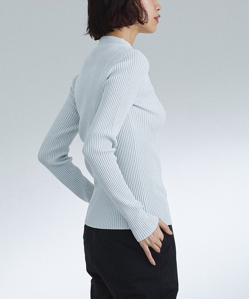 UNITED TOKYO（ユナイテッドトウキョウ）の「ソフトラメニットプルオーバー（ニット/セーター・レディース・ブラック/ホワイト・FREE）」の15枚目の写真