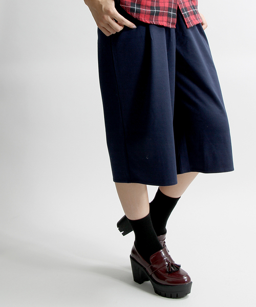 WEGO（ウィゴー）の「WEGO/ポンチガウチョパンツ（その他パンツ・レディース・ブラック/ネイビー/ダークグリーン/ダークグレー・FREE）」の4枚目の写真