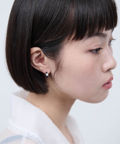 Carmelo（カーメロ）の「ブラックフープミニピアス / hoop heart