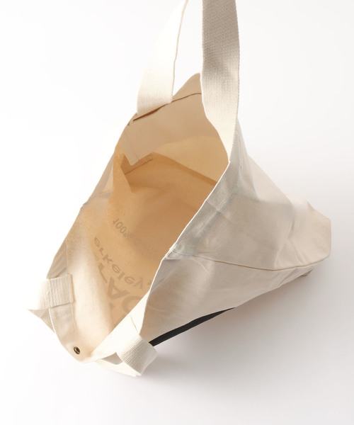 THE NORTH FACE(ザノースフェイス)の「《WEB限定》【THE NORTH FACE / ザ ノースフェイス】Organic Cotton Tote(トートバッグ・メンズ・アイボリー/カーキ/ブラック・FREE)」の8枚目の写真