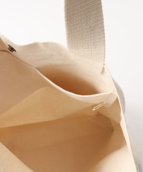 THE NORTH FACE(ザノースフェイス)の「《WEB限定》【THE NORTH FACE / ザ ノースフェイス】Organic Cotton Tote(トートバッグ・メンズ・アイボリー/カーキ/ブラック・FREE)」の11枚目の写真