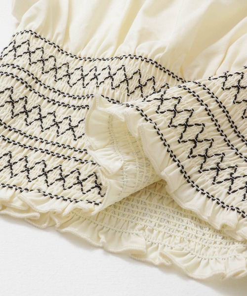 KBF（ケイビーエフ）の「スモッキングミニトップス（シャツ/ブラウス・レディース・ネイビー/アイボリー・ONE）」の14枚目の写真