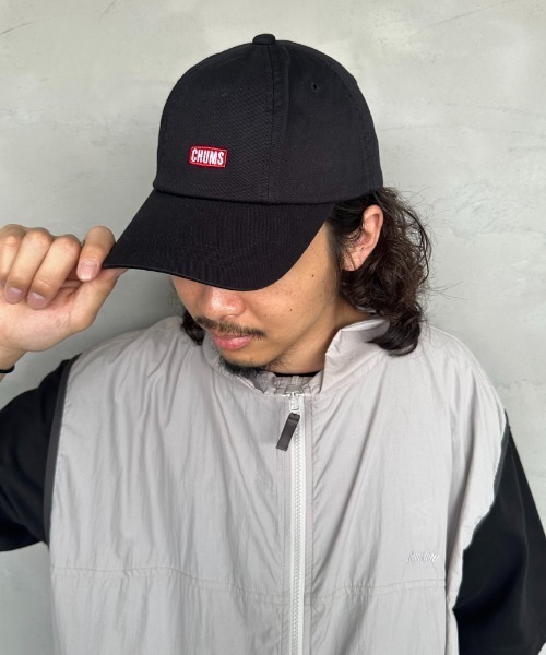 CHUMS（チャムス）の「[CHUMS/チャムス] ブランド刺繍ロゴ パイロットキャップ（キャップ・レディース・ベージュ/ネイビー/ブラック・F）」の6枚目の写真