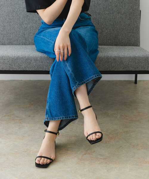 RODE SKO（ロデスコ）の「アンクルストラップサンダル（サンダル・レディース・ライトグレー/ブラック/アニマル・36/37/38）」の2枚目の写真