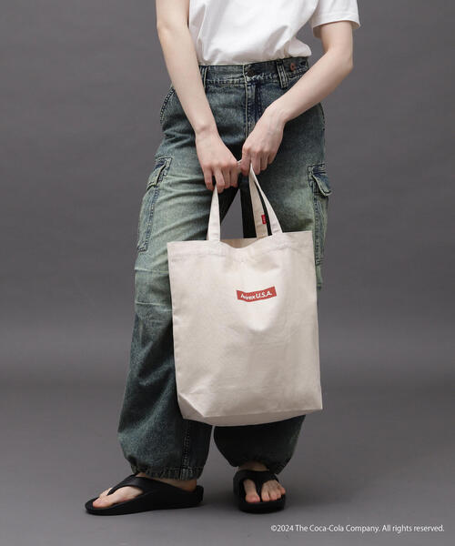 AVIREX（アヴィレックス）の「AVIREX / Coca-Cola 90'S CHARACTER BAG（トートバッグ・レディース・キナリ・FREE）」の17枚目の写真