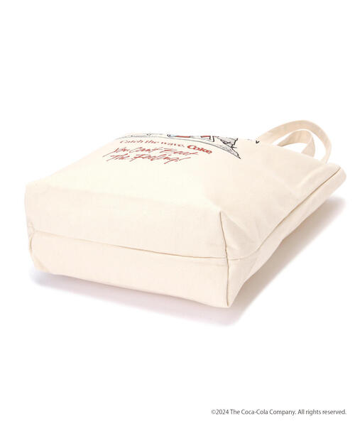 AVIREX（アヴィレックス）の「AVIREX / Coca-Cola 90'S CHARACTER BAG（トートバッグ・レディース・キナリ・FREE）」の10枚目の写真