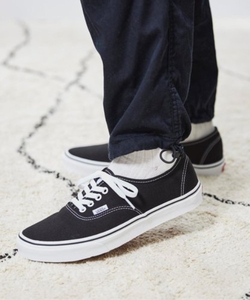 VANS（バンズ）の「【VANS】AUTHENTIC（スニーカー・メンズ・ブラック/ホワイト/ネイビー・26.5/27/27.5/28/26）」の8枚目の写真
