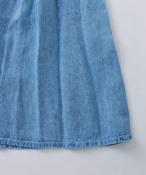 STUMBLY(スタンブリー)の「STUMBLY / linen denim tuck wide pants(リネンデニムタックワイドパンツ)(デニムパンツ・レディース・ブルー・36/38)」の12枚目の写真