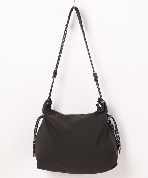 CPCM（シーピーシーエム）の「配色パラコードBIGショルダー（ショルダーバッグ・レディース・ブラック/アイボリー/ブルー・FREE）」の18枚目の写真