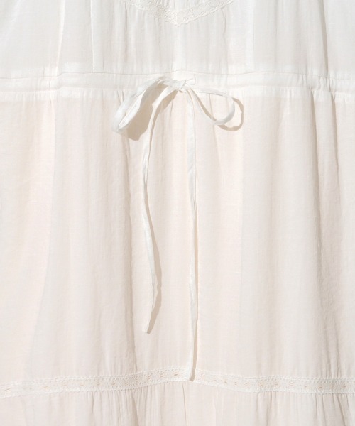 flower（フラワー）の「レーシーキャミワンピース（ワンピース・レディース・ホワイト/イエロー・FREE）」の15枚目の写真