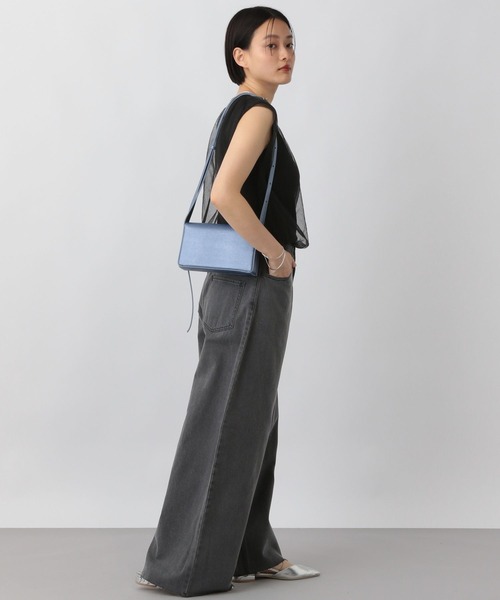 A part by(アパートバイ)の「スクエアミニショルダー(ショルダーバッグ・レディース・ブラック/ライトブルー・FREE)」の4枚目の写真