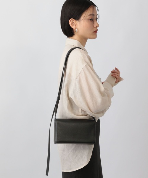 A part by(アパートバイ)の「スクエアミニショルダー(ショルダーバッグ・レディース・ブラック/ライトブルー・FREE)」の8枚目の写真