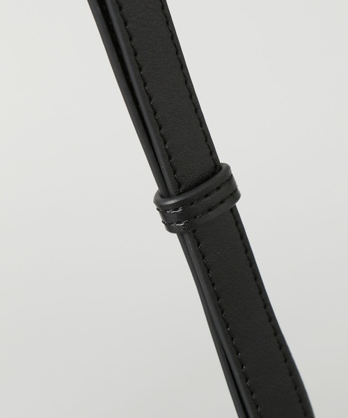 A part by(アパートバイ)の「スクエアミニショルダー(ショルダーバッグ・レディース・ブラック/ライトブルー・FREE)」の14枚目の写真