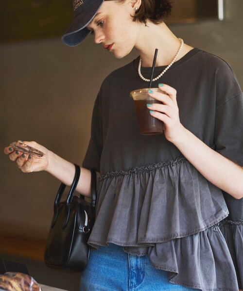 裾フリル ピグメントTシャツ FREAK\u0027S STORE tシャツ 裾フリル ピグメントTシャツ⁄異素材ドッキングT