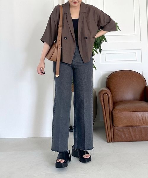 mysty woman（ミスティウーマン）の「【セルフカット可！美脚デニム】ストレートカットオフデニムパンツ 129880（デニムパンツ・レディース・ブラック/ブルー・SMALL/MEDIUM）」の19枚目の写真