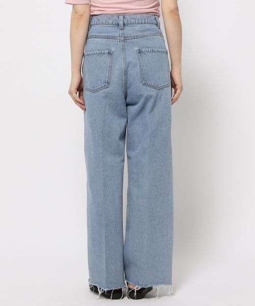 mysty woman（ミスティウーマン）の「【セルフカット可！美脚デニム】ストレートカットオフデニムパンツ 129880（デニムパンツ・レディース・ブラック/ブルー・SMALL/MEDIUM）」の16枚目の写真