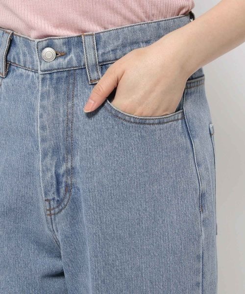 mysty woman（ミスティウーマン）の「【セルフカット可！美脚デニム】ストレートカットオフデニムパンツ 129880（デニムパンツ・レディース・ブラック/ブルー・SMALL/MEDIUM）」の14枚目の写真