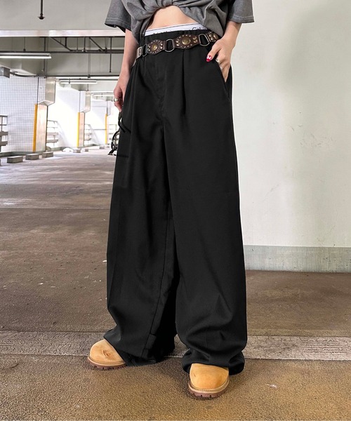 sedacle（セダクル）の「裾タブ2wayスラックス（スラックス・メンズ・ブラック/グレー・LARGE/MEDIUM/SMALL）」の2枚目の写真