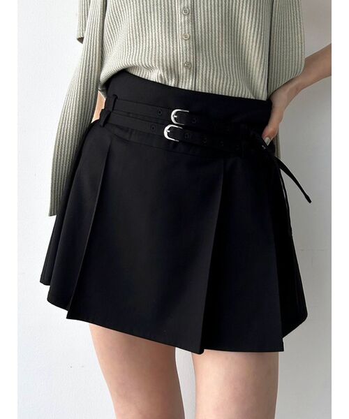 EMODA（エモダ）の「ダブルベルトプリーツスカート（スカート・レディース・グレー/ベージュ/ブラック・SMALL/MEDIUM）」の22枚目の写真