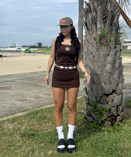 INTER FACTORY（インターファクトリー）の「AINA - チャーム付きキャミワンピース　made in INTER FACTORY（ワンピース・レディース・ブラウン・FREE）」の3枚目の写真