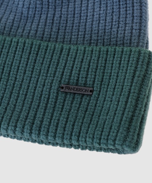 JW Anderson(ジェイダブリューアンダーソン)の「ボウシ(ニットキャップ/ビーニー・メンズ・ラベンダー/ブラウン系その他/オリーブ・ONE SIZE)」の5枚目の写真