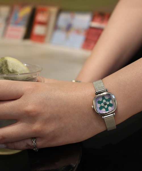 KOMONO.（コモノ）の「「KOMONO　コモノ」腕時計 マニーペニー フラワー　MONEYPENNY（アナログ腕時計・レディース・ピンクゴールド/シルバー系その他/シルバー×ブルー/ゴールド系1/ゴールド系2・FREE）」の22枚目の写真